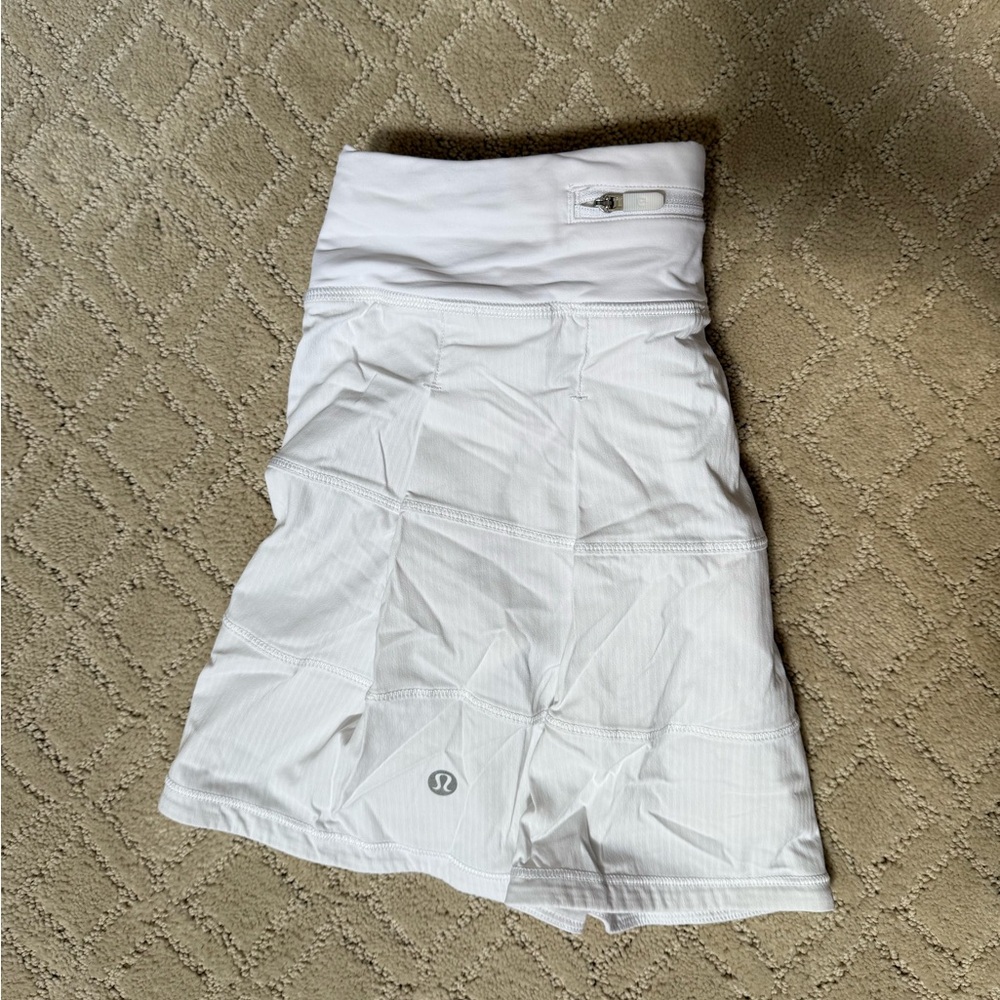 Lululemon Mid-Rise Pace Rival Skirt